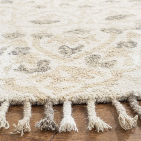 Safavieh Blossom 6'-0" x 6'-0" Rug in Ivory / Taupe