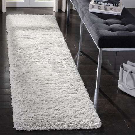 Safavieh Madrid Shag 200 2'-0" x 10'-0" Rug in Silver