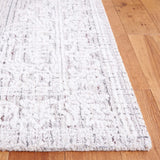 Safavieh Ebony 4'-0" x 6'-0" Rug in Brown / Ivory