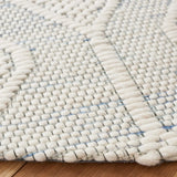 Safavieh Marbella 6'-0" x 6'-0" Rug in Ivory / Blue