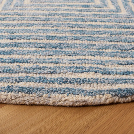 Safavieh Metro 6'-0" x 6'-0" Rug in Light Blue / Ivory