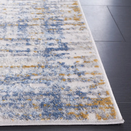 Safavieh Palma 4'-0" x 6'-0" Rug in Beige / Light Blue