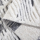 Safavieh Tribeca 6'-0" x 9'-0" Rug in Grey / Ivory
