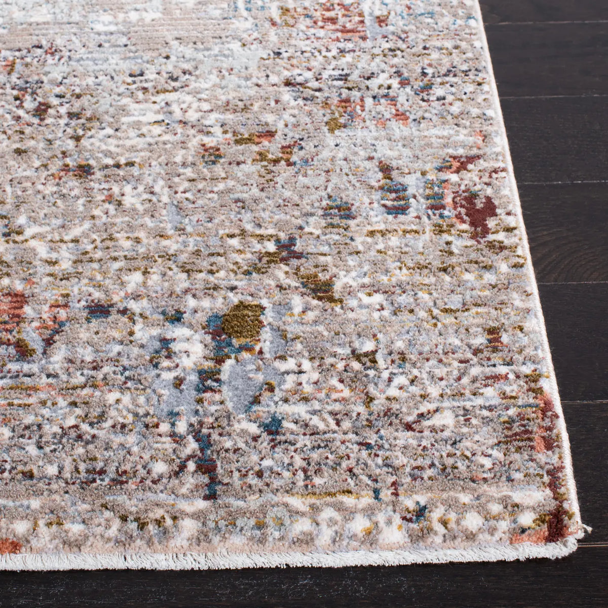 Safavieh Limitee 700 4'-0" x 6'-0" Rug in Beige / Beige