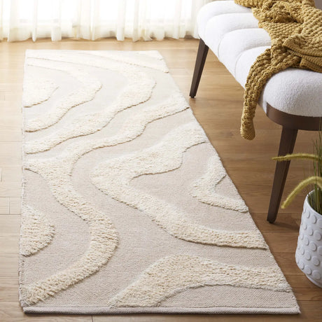 Safavieh Easy Care 2'-3" x 8'-0" Rug in Ivory