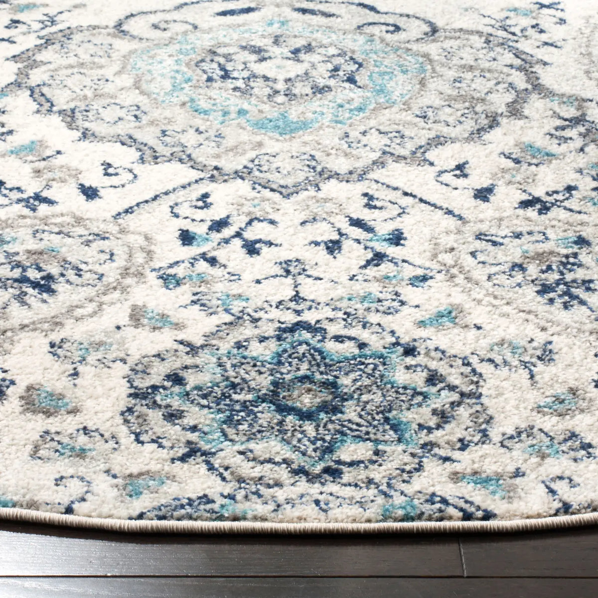 Safavieh Madison 10'-0" x 10'-0" Rug in Cream / Light Grey