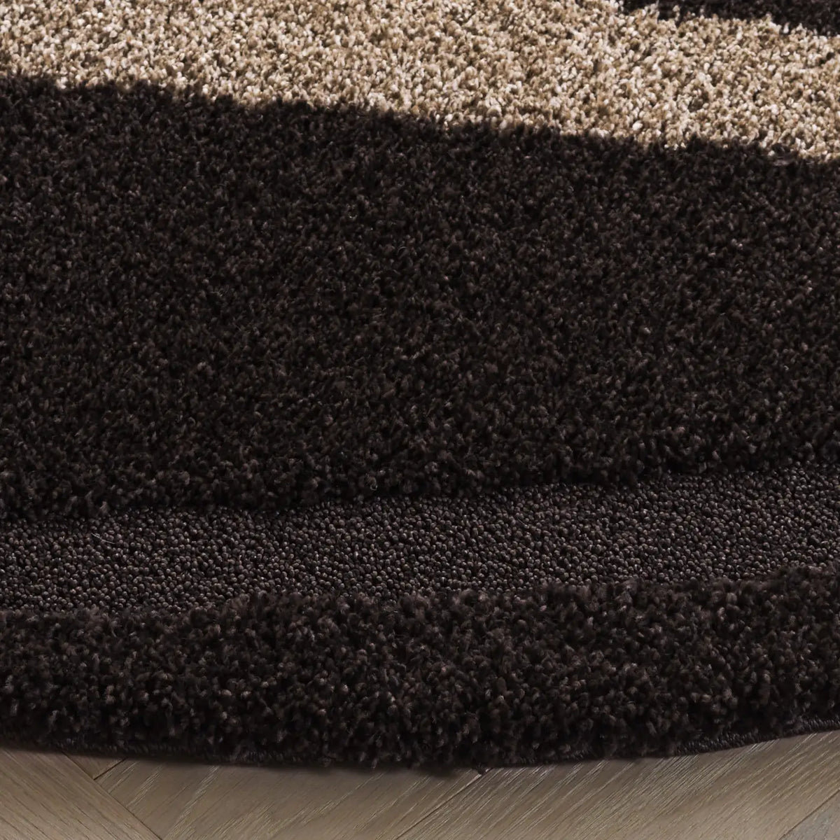 Safavieh Florida Shag 6'-7" x 6'-7" Rug in Dark Brown / Beige
