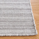 Safavieh Kilim 4'-0" x 6'-0" Rug in Silver
