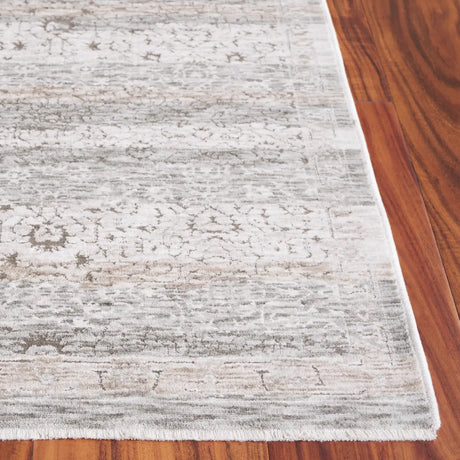 Safavieh Mason 100 4'-0" x 6'-0" Rug in Beige / Grey Ivory