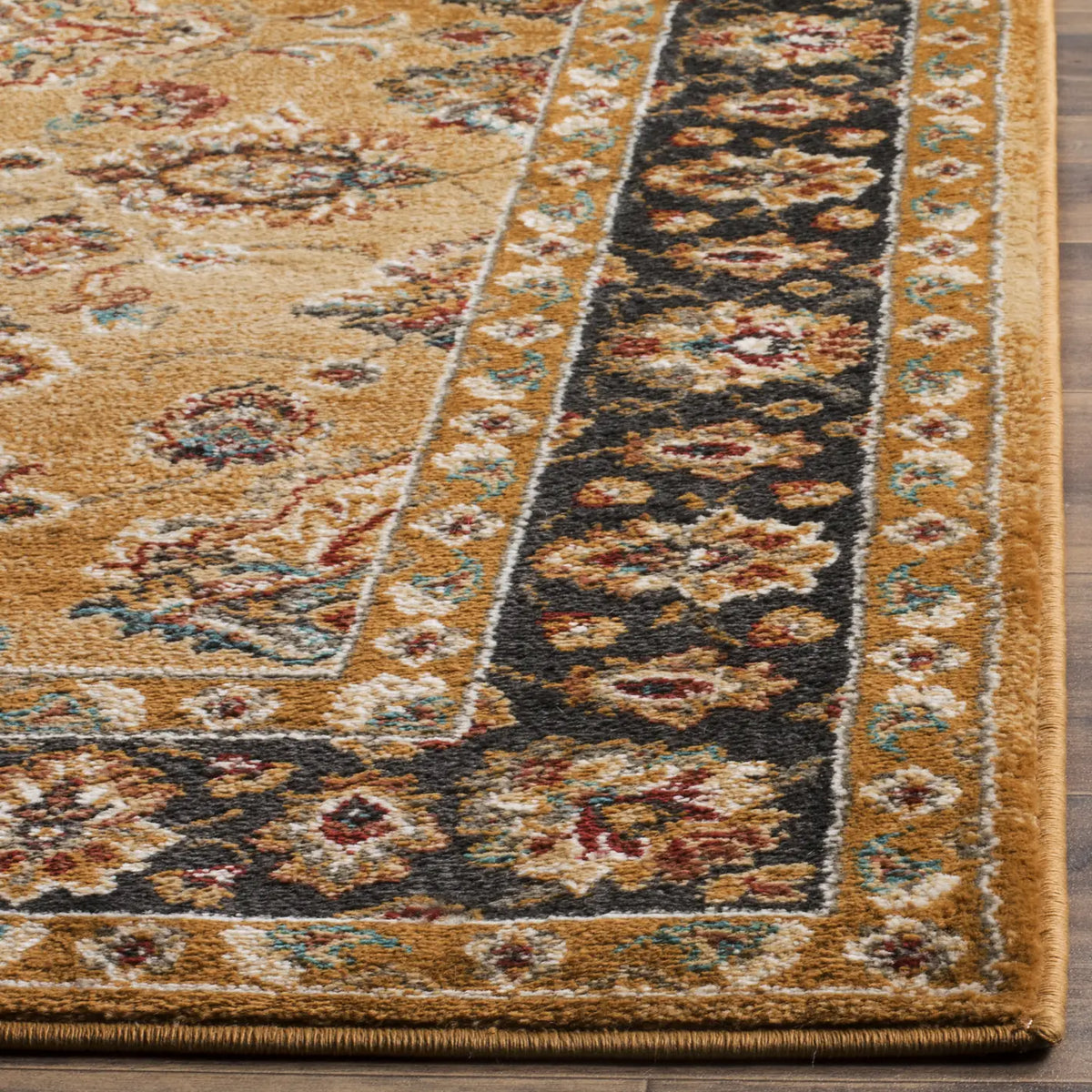 Safavieh Summit 5'-1" x 7'-6" Rug in Beige / Dark Grey