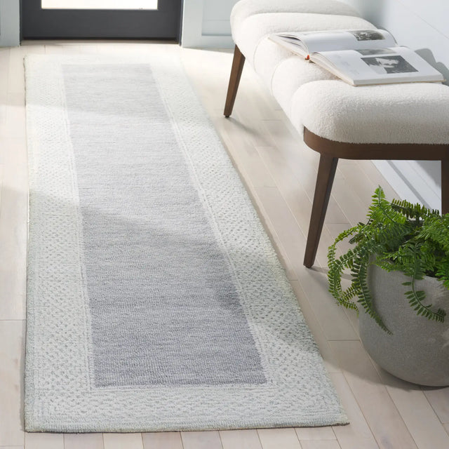 Safavieh Ebony 2'-3" x 9'-0" Rug in Grey / Ivory
