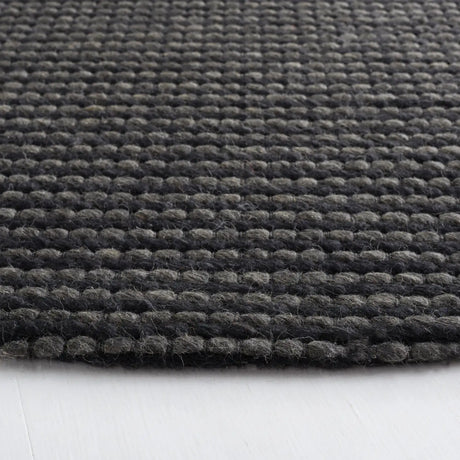 Safavieh Natura 7'-0" x 7'-0" Rug in Grey / Black