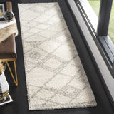 Safavieh Arizona Shag 2'-3" x 8'-0" Rug in Ivory / Grey