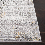 Safavieh Amelia 4'-5" x 6'-5" Rug in Grey / Ivory
