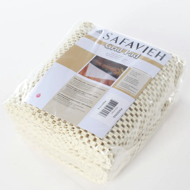 Safavieh Padding 4'-0" x 6'-0" Rug in White