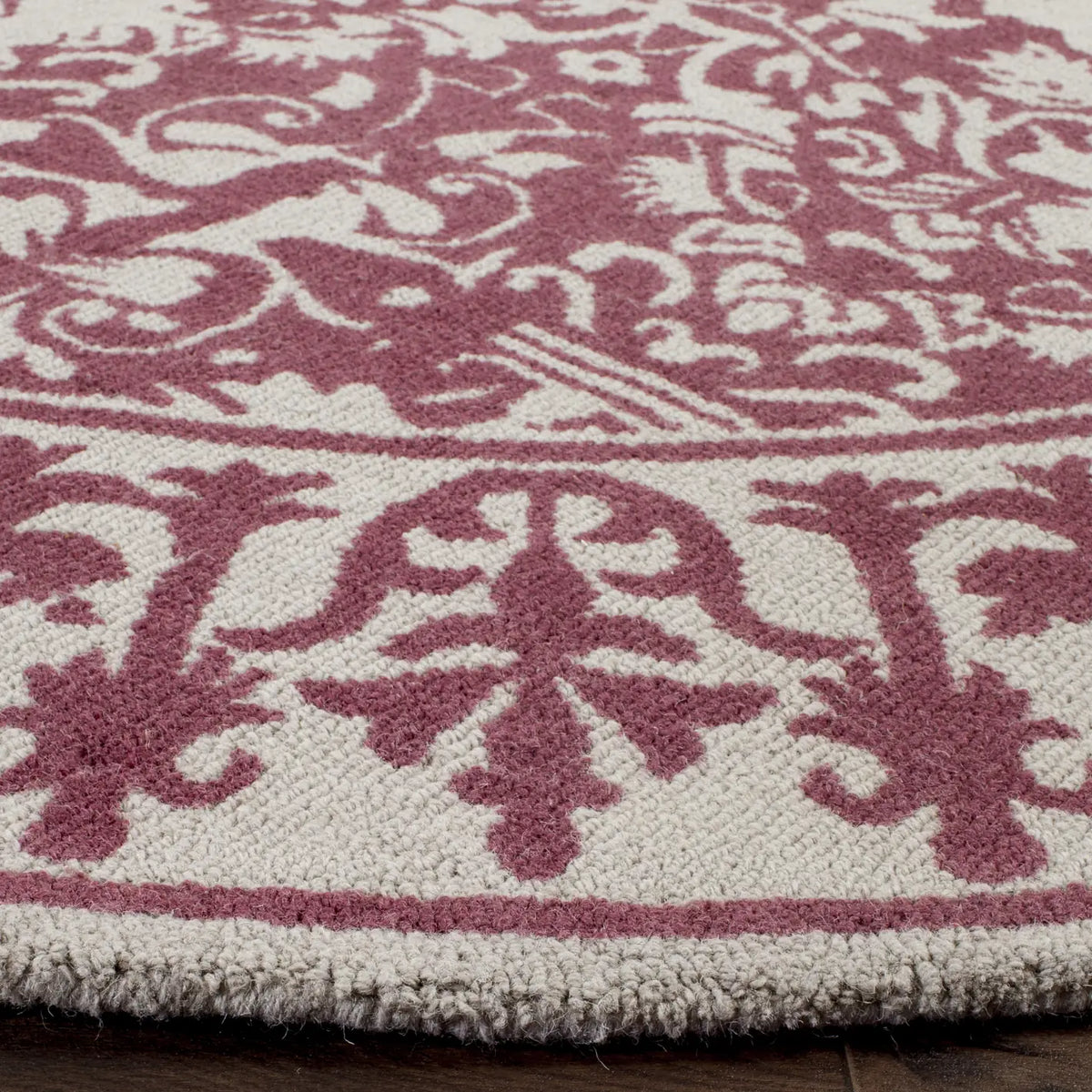 Safavieh Restoration Vintage 6'-0" x 6'-0" Rug in Silver / Purple