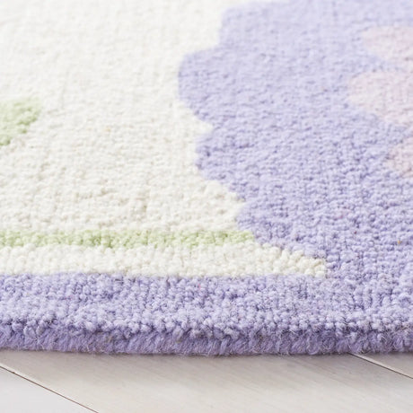 Safavieh Safavieh Kids 6'-0" x 6'-0" Rug in Lavander / Ivory