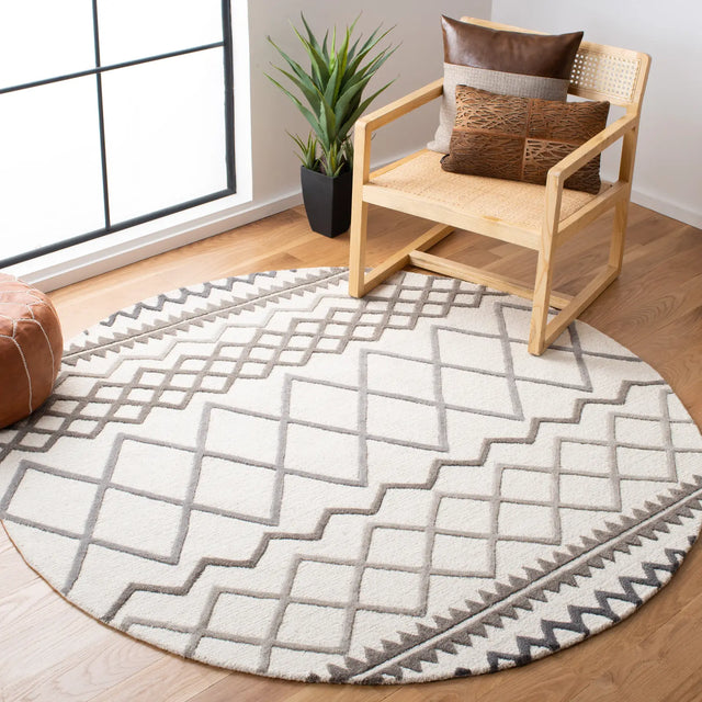 Safavieh Glamour 6'-0" x 6'-0" Rug in Ivory / Grey
