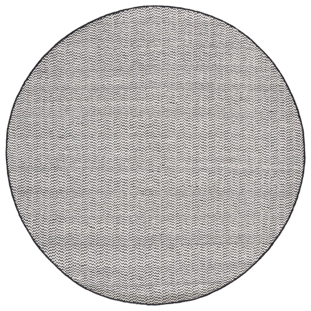 Safavieh Vermont 6'-0" x 6'-0" Rug in Black / Ivory