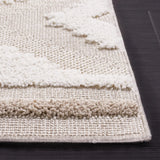 Safavieh Trends 4'-0" x 6'-0" Rug in Beige / Ivory