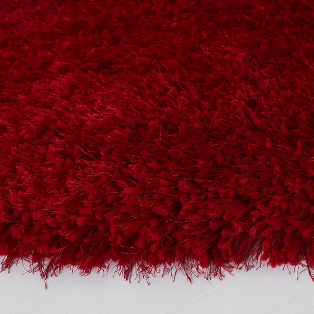 Safavieh Luxe Shag 6'-0" x 6'-0" Rug in Red