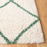 Safavieh Hudson Shag 4'-0" x 6'-0" Rug in Ivory / Green