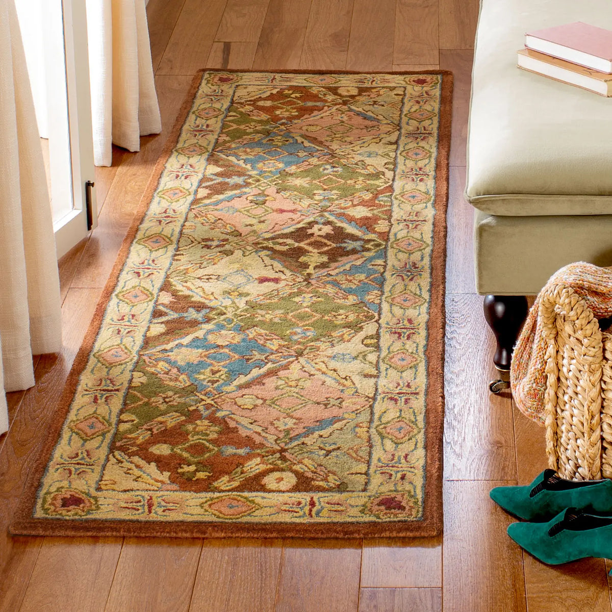 Safavieh Heritage 2'-3" x 10'-0" Rug in Beige / Beige