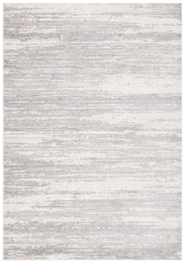 Safavieh Skyler 4'-5" x 6'-5" Rug in Light Grey / Ivory