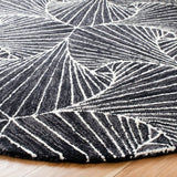 Safavieh Micro-Loop 5'-0" x 5'-0" Rug in Charcoal / Ivory