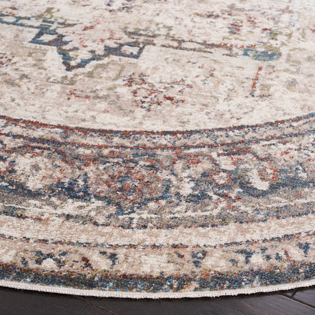 Safavieh Vintage Persian 5'-0" x 5'-0" Rug in Ivory / Green