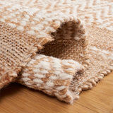 Safavieh Kilim 4'-0" x 6'-0" Rug in Natural / Ivory