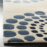 Safavieh Soho 3'-6" x 5'-6" Rug in Ivory / Multi