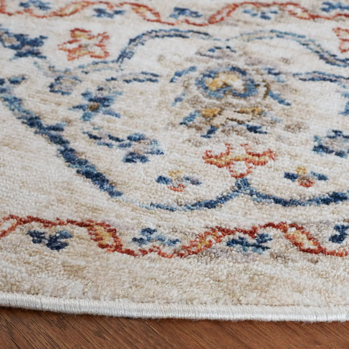 Safavieh Olympia 6'-0" x 6'-0" Rug in Ivory / Navy