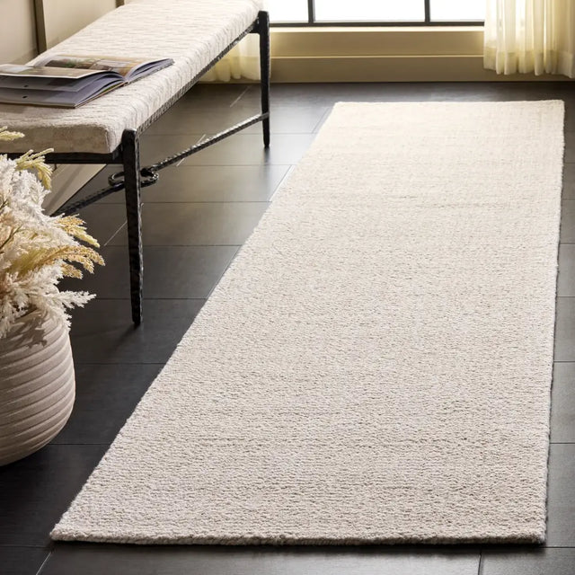 Safavieh Abstract 2'-3" x 8'-0" Rug in Beige / Ivory