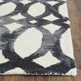 Safavieh Dip Dye 5'-0" x 8'-0" Rug in Ivory / Graphite