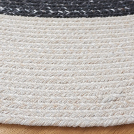 Safavieh Braided 5'-0" x 5'-0" Rug in Black / Ivory