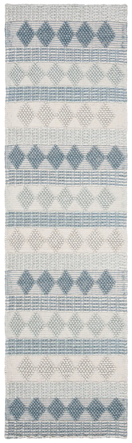 Safavieh Natura 2'-3" x 8'-0" Rug in Blue / Ivory