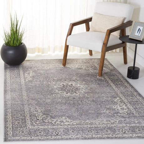 Safavieh Atlas 5'-3" x 7'-7" Rug in Charcoal / Grey