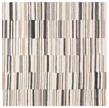 Safavieh Fifth Avenue 6'-0" x 6'-0" Rug in Ivory / Grey