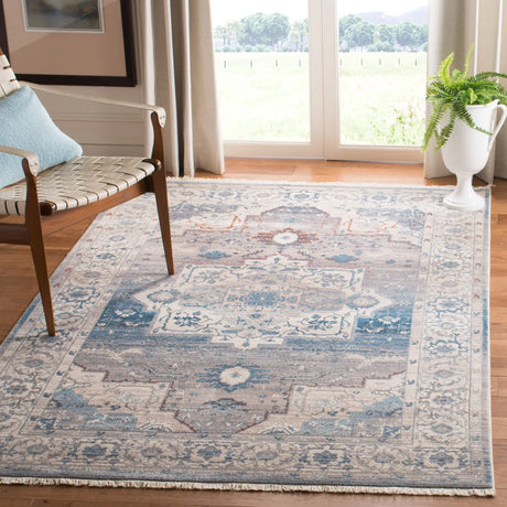 Safavieh Vintage Persian 4'-0" x 6'-0" Rug in Grey / Blue