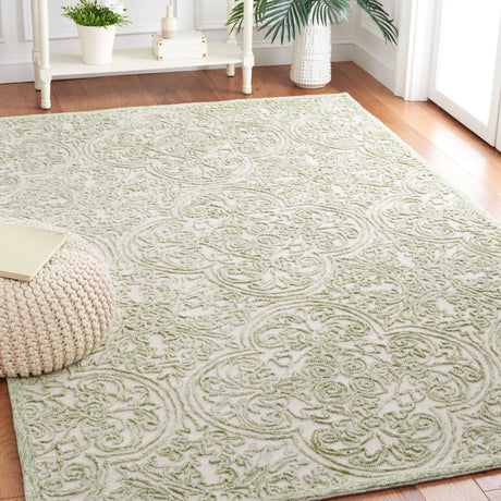 Safavieh Trace 4'-0" x 6'-0" Rug in Ivory / Green