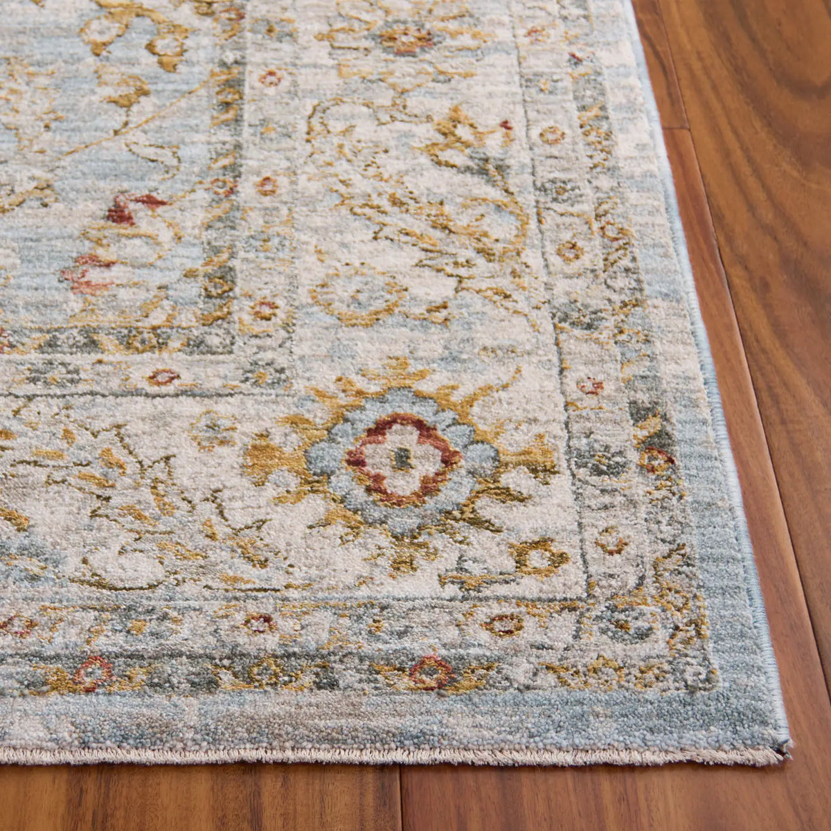 Safavieh Hamilton 4'-0" x 6'-0" Rug in Blue / Gold