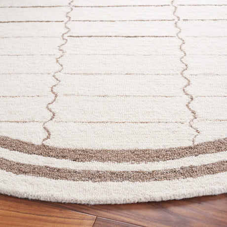 Safavieh Metro 6'-0" x 6'-0" Rug in Ivory / Brown