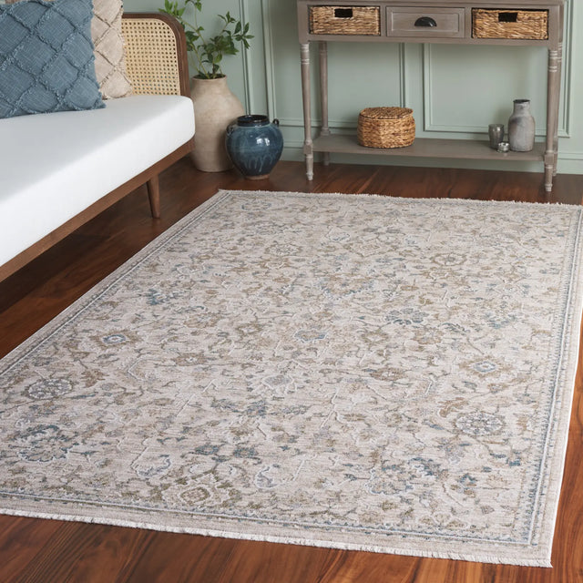 Safavieh Finley 4'-0" x 6'-0" Rug in Beige / Blue