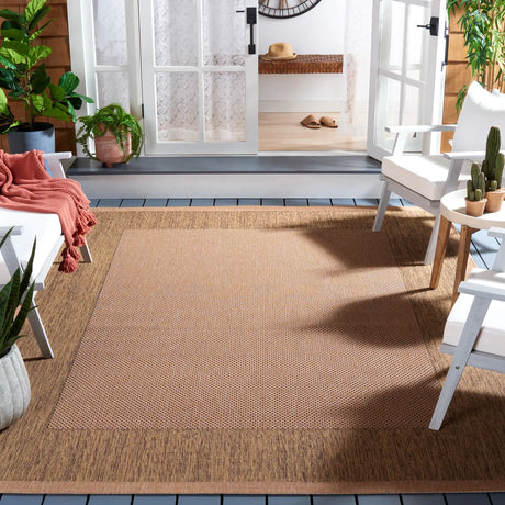 Safavieh Courtyard 8'-0" x 10'-0" Rug in Natural / Gold