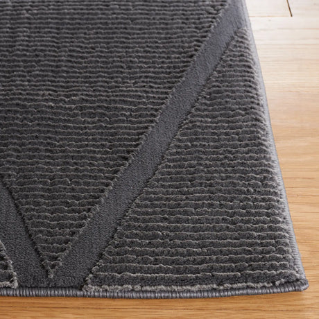 Safavieh Revive 4'-0" x 6'-0" Rug in Charcoal