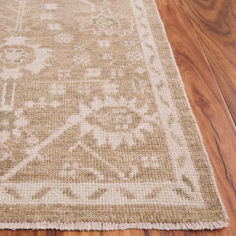 Safavieh Izmir 6'-0" x 9'-0" Rug in Gold / Gold