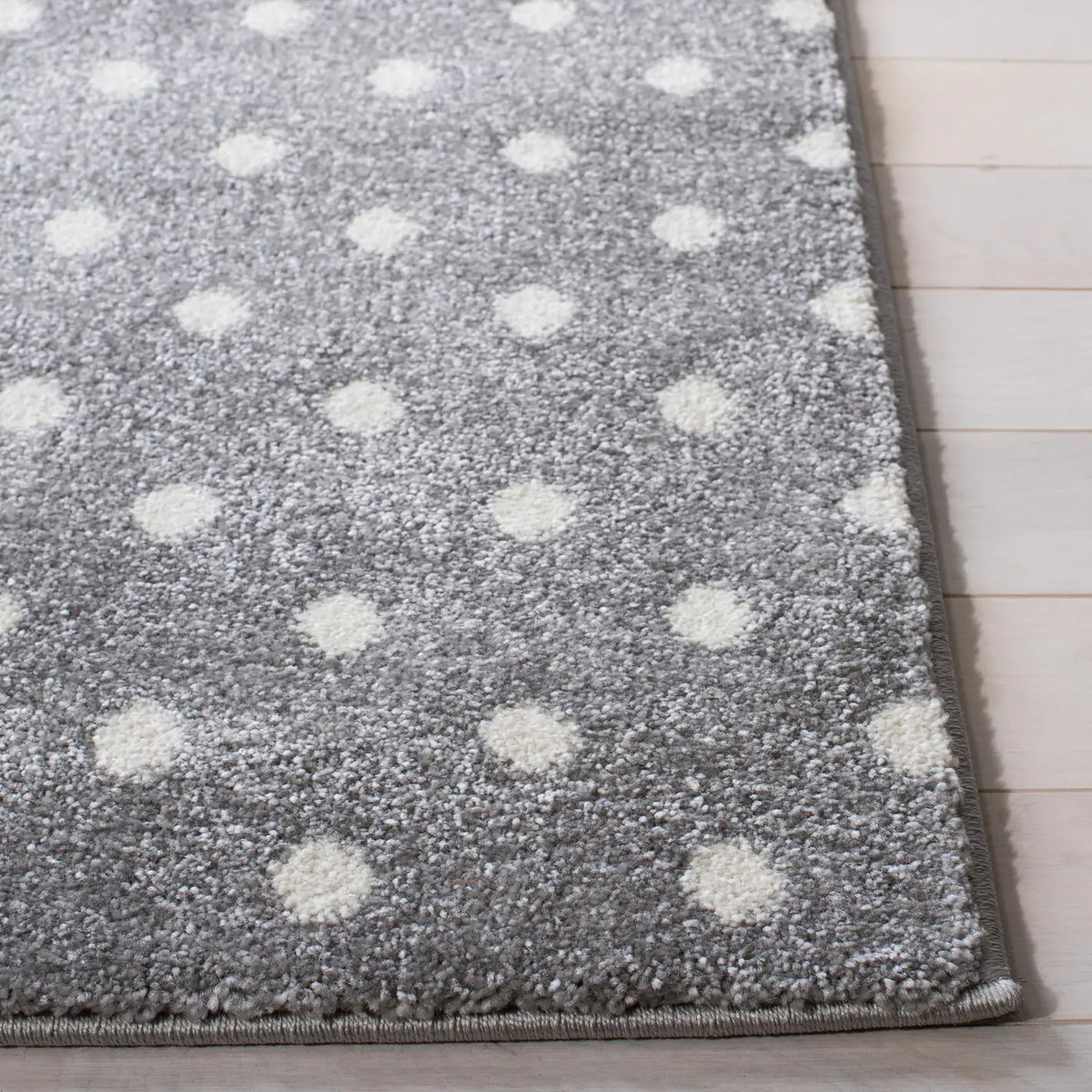 Safavieh Carousel Kids 100 4'-0" x 6'-0" Rug in Grey/Ivory / Pink