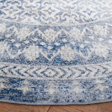 Safavieh Brentwood 6'-7" x 6'-7" Rug in Ivory / Light Grey