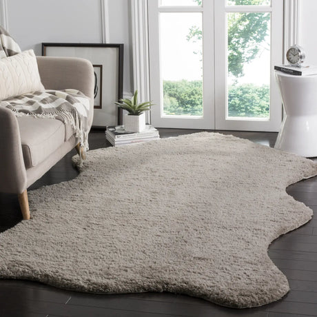 Safavieh Sheep Shag 5'-0" x 8'-0" Rug in Silver